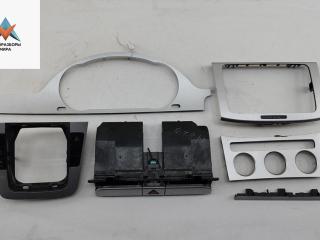 накладка на торпедо (консоль) Volkswagen Passat B6 2009, 2.0 л., дизель, АКПП, серый, универсал, 3C8858368