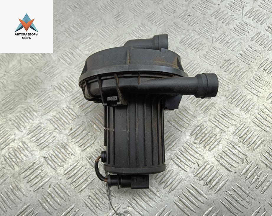 насос продувки катализатора Skoda Octavia mk1 (A4 1U) 2004, 2.0 л., бензин, АКПП, серый, универсал, 06A959253B - фото №1