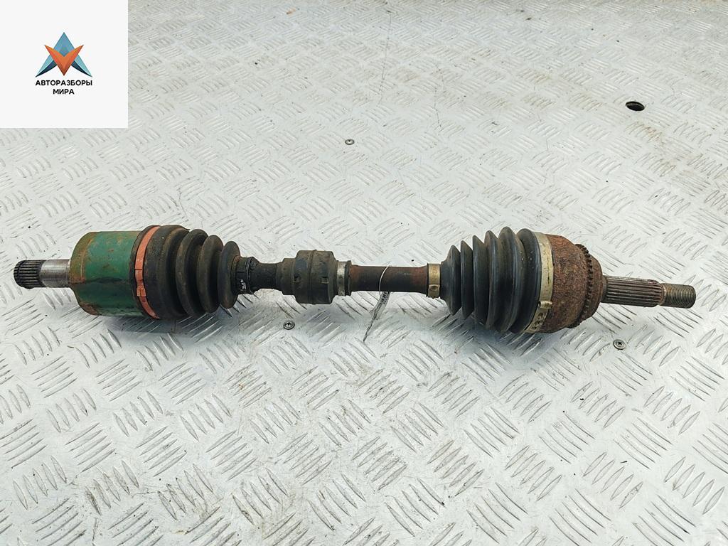 полуось передняя левая (приводной вал, ШРУС) Mitsubishi Outlander 1 поколение 2004, 2.0 л., бензин, МКПП, чёрный, внедорожник 5 дв. - фото №1