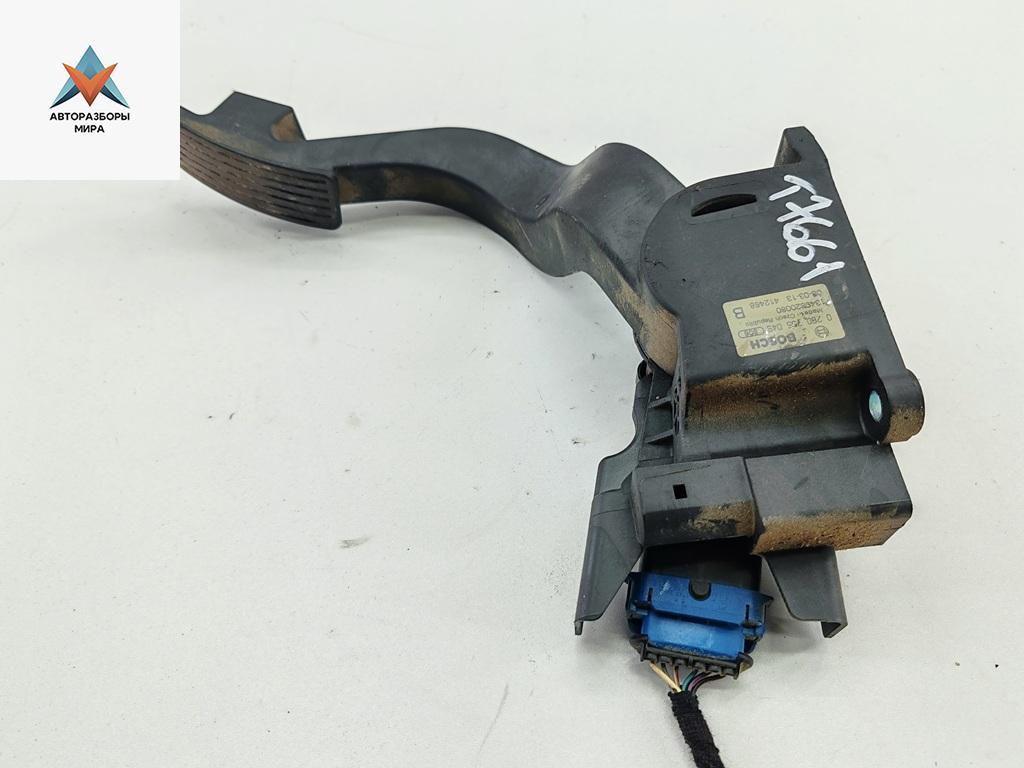 педаль Citroen Jumper 2 поколение 2008, 2.2 л., дизель, МКПП, белый, микроавтобус, 1349820080 - фото №1