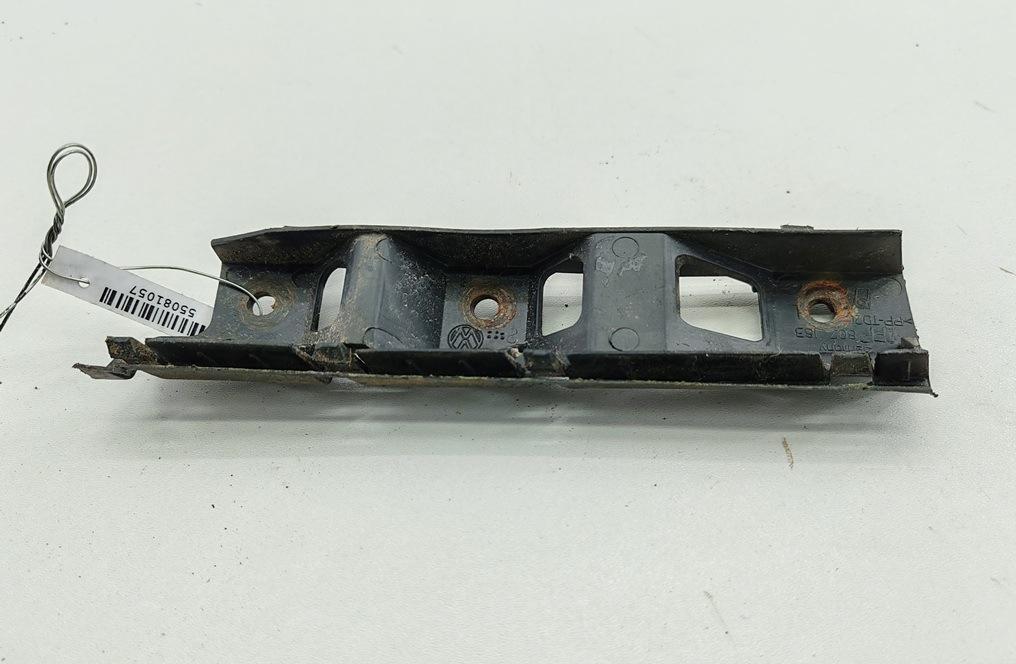 кронштейн переднего бампера Volkswagen Passat B6 2005, 2.0 л., дизель, МКПП, серый, универсал, 3C0807183 - фото №1