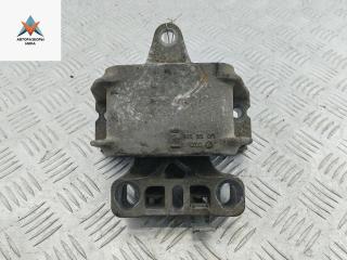 подушка крепления двигателя Volkswagen Golf 4 поколение 2000, 1.4 л., бензин, МКПП, серый, хетчбэк 5 дв., 1J0199555
