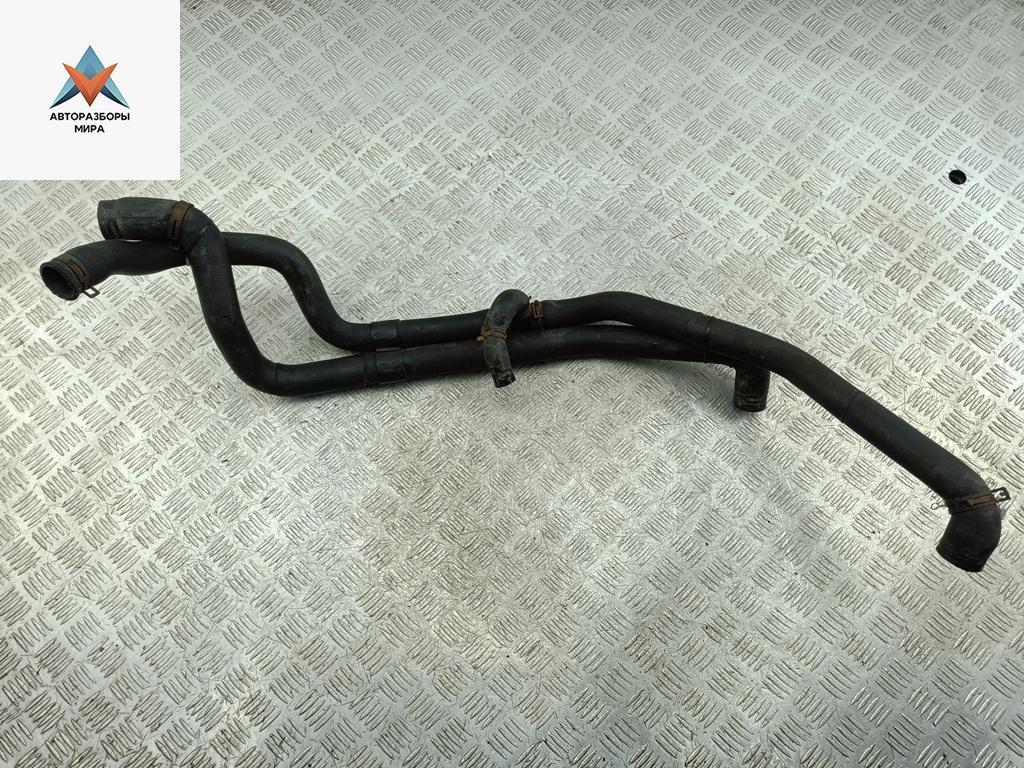 патрубок радиатора Volkswagen Transporter T4 1999, 2.5 л., дизель, 074121086P, 074121449 - фото №1