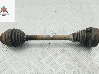 полуось передняя левая (приводной вал, ШРУС) Volkswagen Passat B6 2006, 1.6 л., бензин, МКПП, синий, универсал