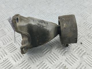 кронштейн КПП Volkswagen Passat B5+ (GP) 2001, 2.0 л., бензин, МКПП, чёрный, универсал, 8D0399113AB