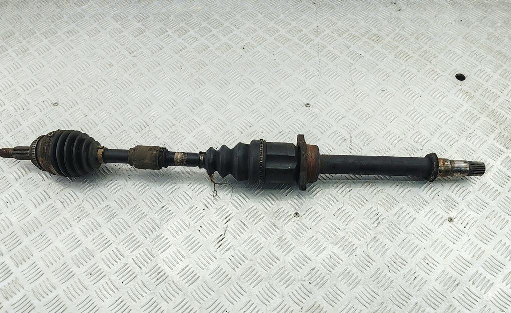 полуось передняя правая (приводной вал, ШРУС) Toyota Avensis 2006, 2.2 л., дизель, МКПП, серый, универсал