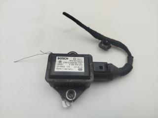 датчик ускорения Volkswagen Passat B5+ (GP) 2002, 1.6 л., бензин, МКПП, серый, седан, 8E0907637A