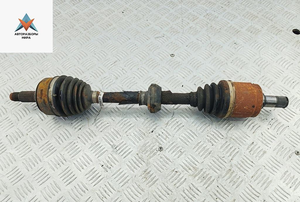 полуось передняя левая (приводной вал, ШРУС) Honda CR-V 2 поколение 2002, 2.0 л., бензин, МКПП, чёрный, внедорожник 5 дв. - фото №1