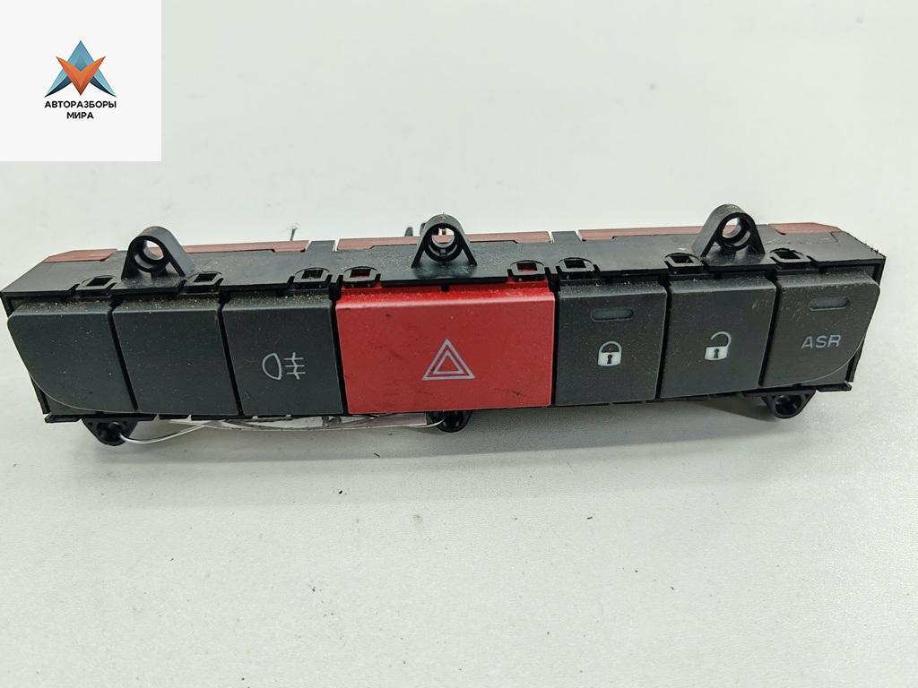 кнопка аварийной сигнализации Peugeot Boxer 3 поколение 2009, 3.0 л., дизель, МКПП, белый, микроавтобус, 7354213610 - фото №1