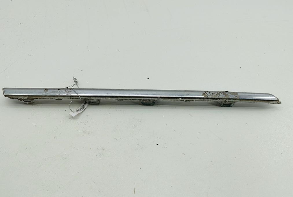 молдинг заднего бампера Volkswagen Passat B6 2007, 2.0 л., дизель, АКПП, чёрный, универсал, 3C9807459A - фото №1
