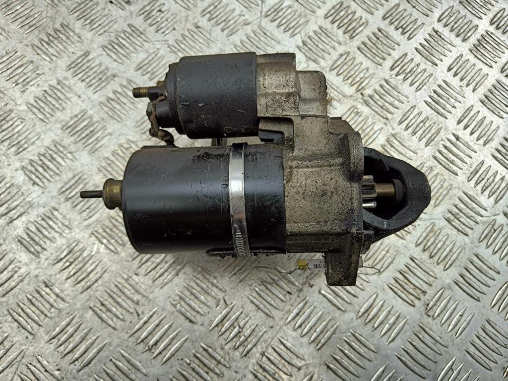 стартер Volkswagen Passat B5+ (GP) 2003, 2.0 л., бензин, МКПП, чёрный, универсал, 06B911023
