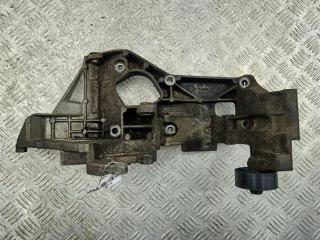 кронштейн ТНВД Volkswagen Golf-4 2001, 1.9 л., дизель, МКПП, чёрный, универсал, 038903143H