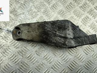 кронштейн КПП Opel Vectra B 1998, 2.0 л., бензин, МКПП, красный, хетчбэк 5 дв., 90498428