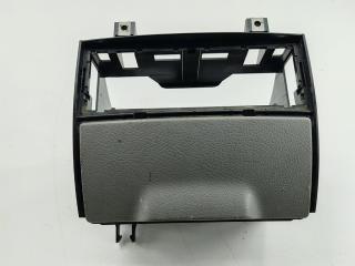 подстаканник Mercedes-Benz Sprinter 2 поколение (W906) 2007, 2.2 л., дизель, МКПП, белый, микроавтобус, 9066800558