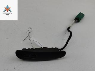 кнопка стеклоподъемника переднего левого Opel Vectra B 1998, 2.0 л., бензин, МКПП, красный, хетчбэк 5 дв.