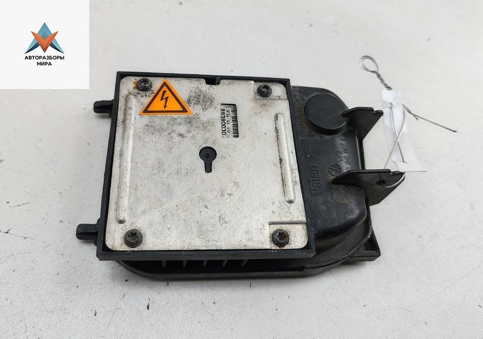 блок розжига ксенона Volkswagen Passat B6 2007, 2.0 л., дизель, АКПП, чёрный, универсал, 3C0941607E - фото №1