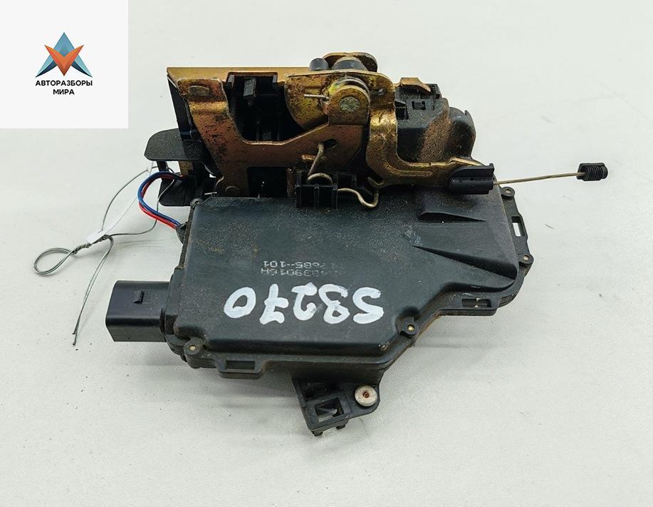 замок двери задней правой Volkswagen Passat B5 1997, 1.8 л., бензин, МКПП, синий, универсал, 3B4839016A - фото №1