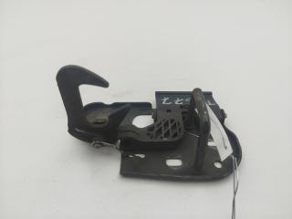 ответная часть (скоба) замка двери Volkswagen Passat B6 2007, 1.9 л., дизель, МКПП, чёрный, универсал, 3C0823480