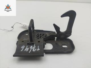 ответная часть (скоба) замка двери Volkswagen Touran 1 поколение [рестайлинг] 2006, 2.0 л., бензин, МКПП, серый, минивэн, 1T0823480A