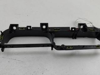 Корпус (держатель) ручки двери передней левой Volkswagen Passat B5+ (GP) 2003, 2.0 л., бензин, МКПП, чёрный, универсал, 3B1867179C