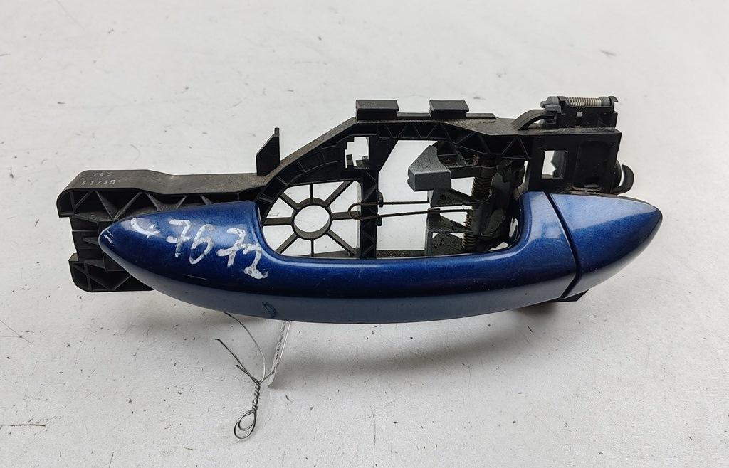 ручка наружная передняя левая Volkswagen Passat B6 2006, 1.6 л., бензин, МКПП, синий, универсал, 3C0837885