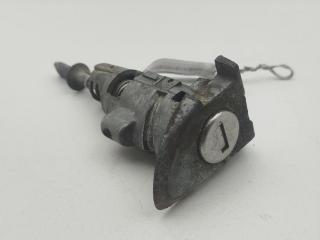 личинка дверного замка Volkswagen Passat B6 2007, 2.0 л., дизель, АКПП, чёрный, универсал, 3C0837167A