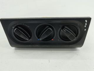 блок управления печки / климат-контроля Volkswagen Passat B4 1996, 2.0 л., бензин, АКПП, серый, универсал, 3A0819045C