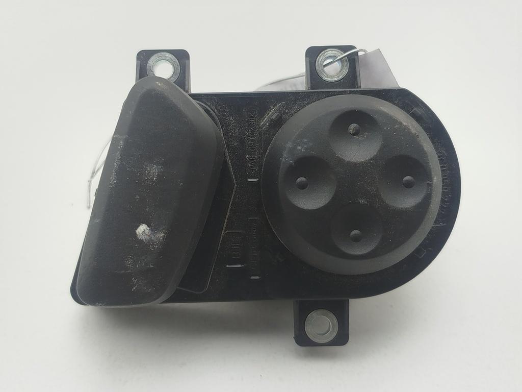 блок управления сиденьем Volkswagen Passat B6 2007, 2.0 л., дизель, АКПП, чёрный, универсал, 3C0959777