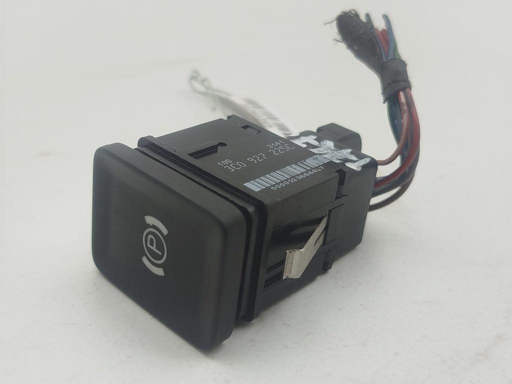 кнопка ручного тормоза (ручника) Volkswagen Passat B6 2007, 1.9 л., дизель, МКПП, чёрный, универсал, 3C0927225C