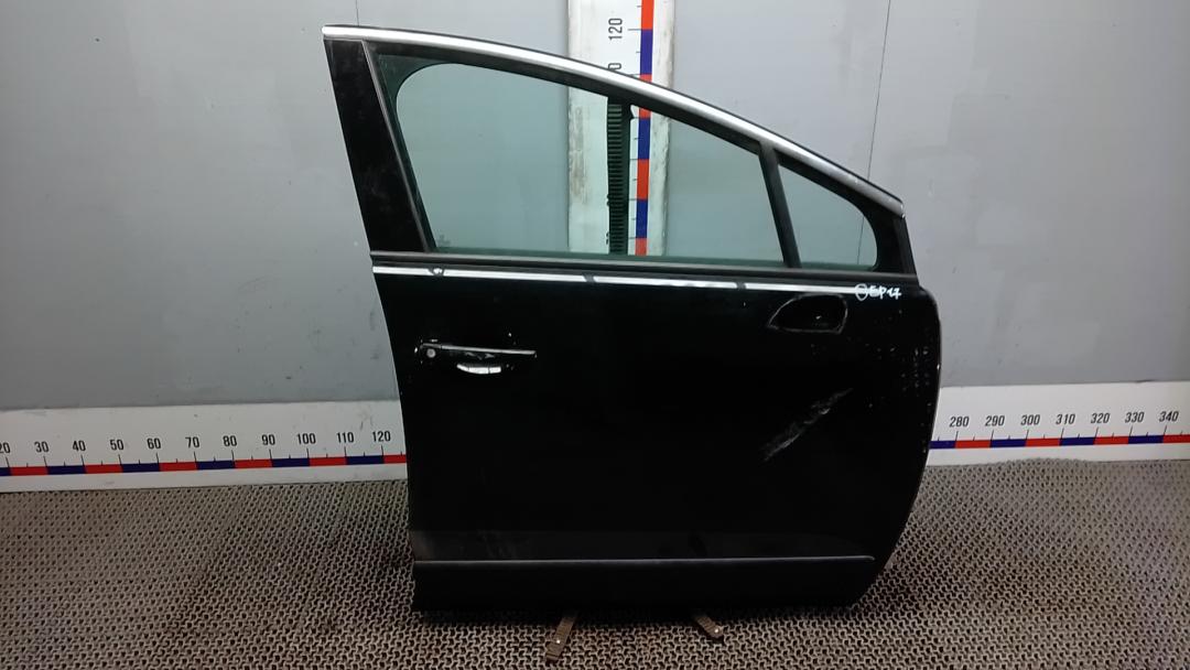 дверь передняя правая Peugeot 3008 1 поколение 2011, 1.6 л., дизель, АКПП, хетчбэк 5 дв. - фото №1