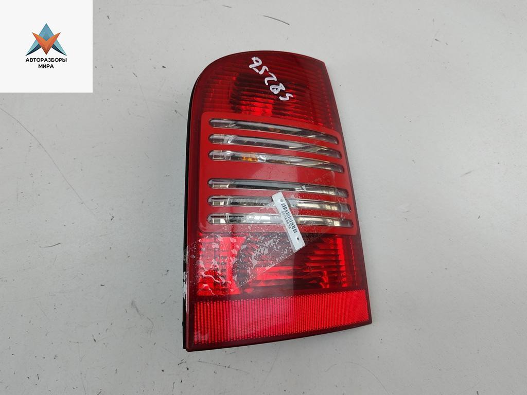 фонарь задний левый Skoda Octavia mk1 (A4 1U) 2001, 2.0 л., бензин, МКПП, чёрный, универсал, 1U9945095 - фото №1
