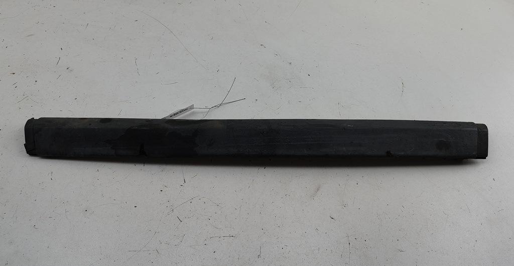 молдинг переднего бампера Volvo V70 2002, 2.4 л., дизель, АКПП, серый, универсал, 9484223