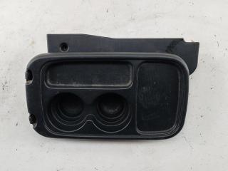 подстаканник Honda CR-V 2002, 2.0 л., бензин, МКПП, чёрный, внедорожник 5 дв.