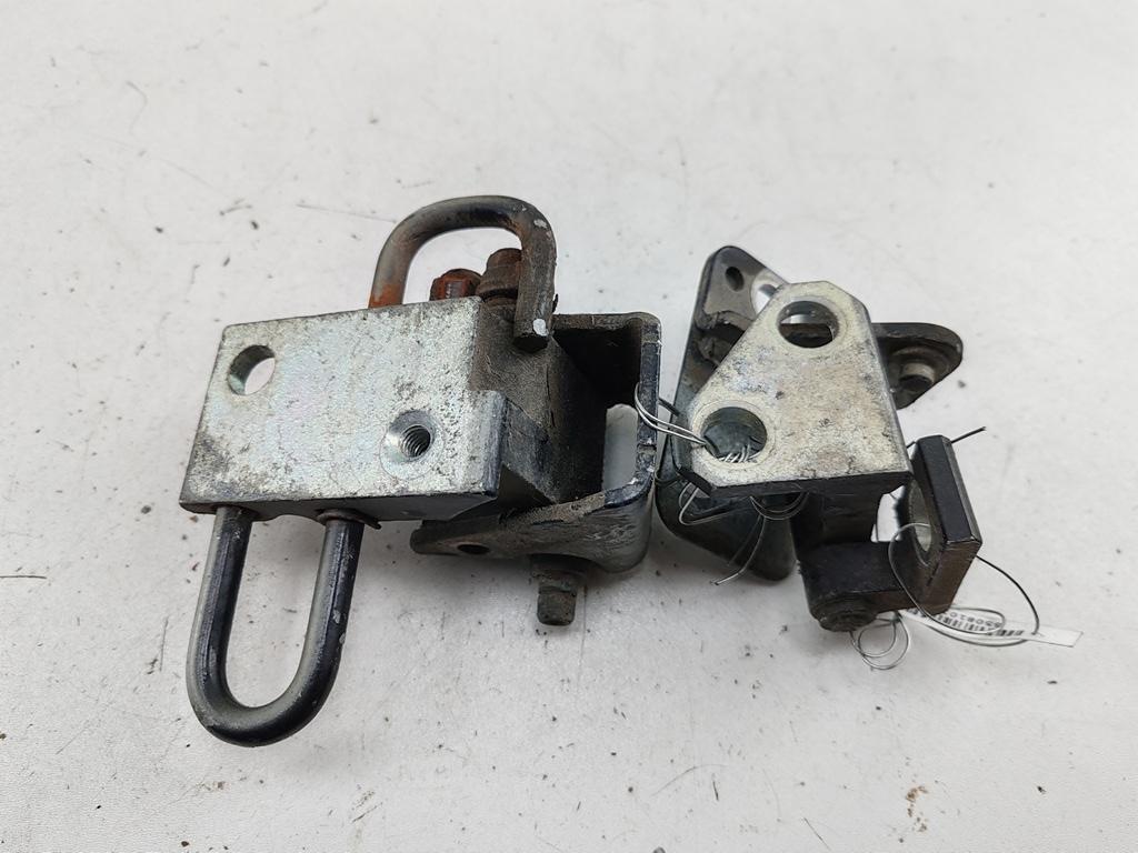 петля двери Volkswagen Passat B6 2007, чёрный, универсал, 3C9833411A