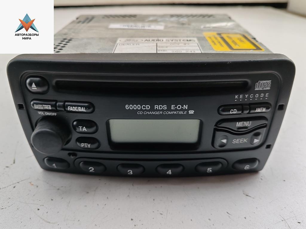 магнитола Ford Mondeo 3 поколение 2002, 2.0 л., бензин, МКПП, синий, универсал, YS4F18C815AA - фото №1