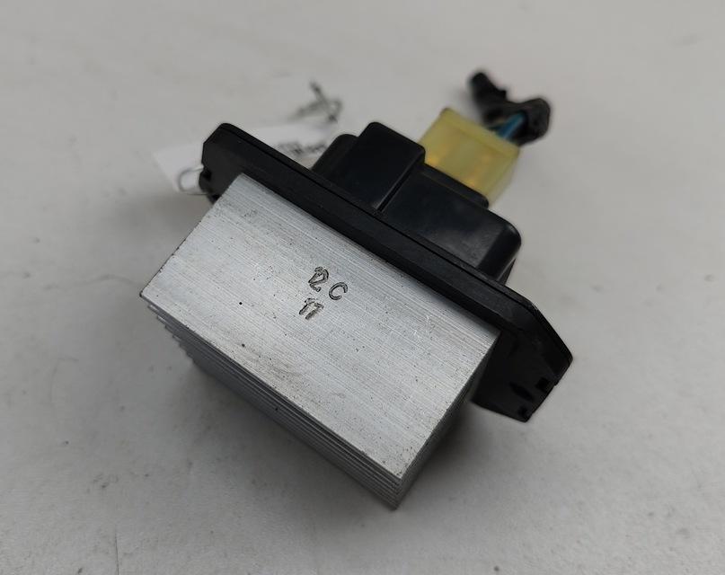 сопротивление печки Honda CR-V 2002, 2.0 л., бензин, МКПП, чёрный, внедорожник 5 дв., 077600-0710
