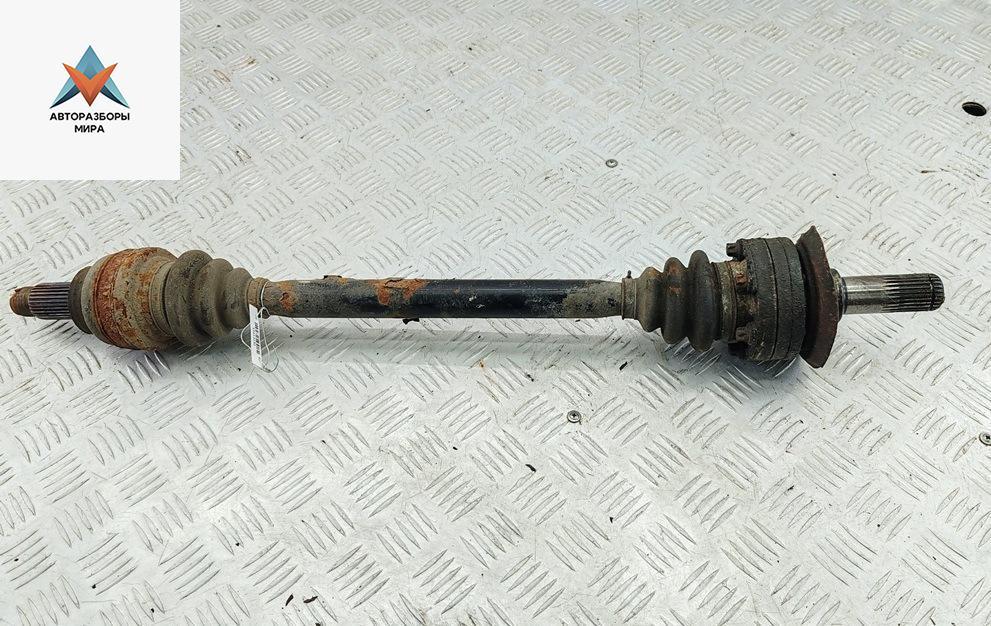 полуось задняя (приводной вал, ШРУС) BMW 5 серия E39 1997, 2.0 л., бензин, МКПП, зелёный, седан - фото №1