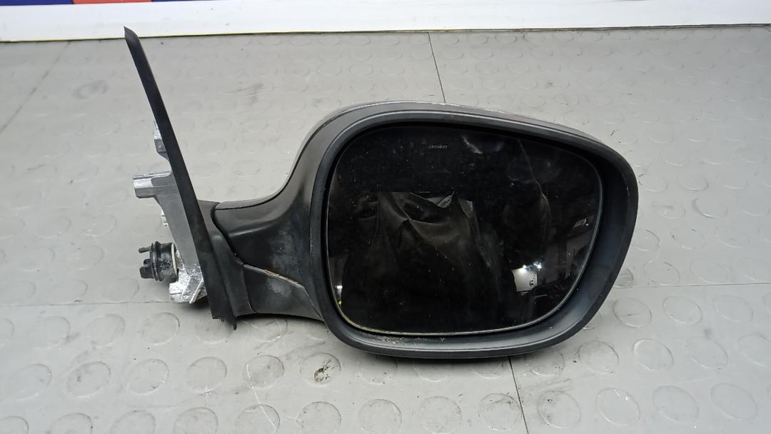 зеркало правое BMW X1 E84 2010, 2.0 л., дизель, МКПП, внедорожник 5 дв., PIN5 - фото №1