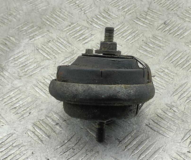 подушка крепления двигателя Opel Omega B 2001, 3.2 л., бензин, АКПП, серый, седан, 90497919, 90235666