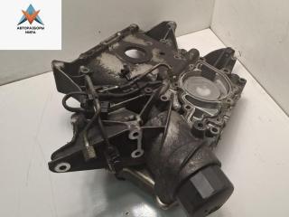 крышка двигателя передняя Mercedes-Benz Vito 1999, 2.2 л., дизель, МКПП, белый, микроавтобус