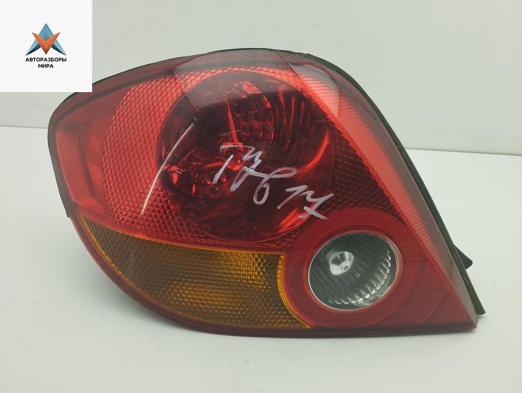 фонарь задний левый Hyundai Coupe 2002-2007 2002, 2.0 л., бензин, МКПП, красный, купе, 924012CXXX - фото №1