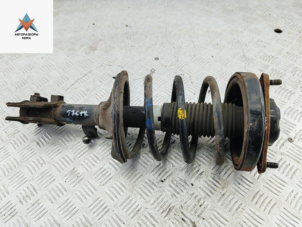 стойка передняя Hyundai Coupe 2002-2007 2002, 2.0 л., бензин, МКПП, красный, купе, 546602C200 - фото №1