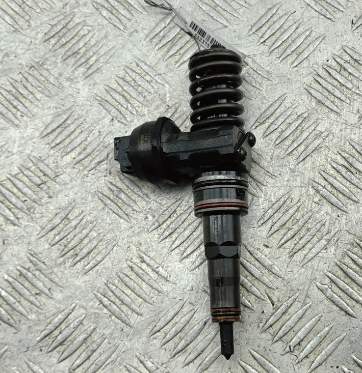 форсунка Volkswagen Passat B5+ (GP) 2002, 1.9 л., дизель, МКПП, серый, универсал, 038130073AJ, 0414720037