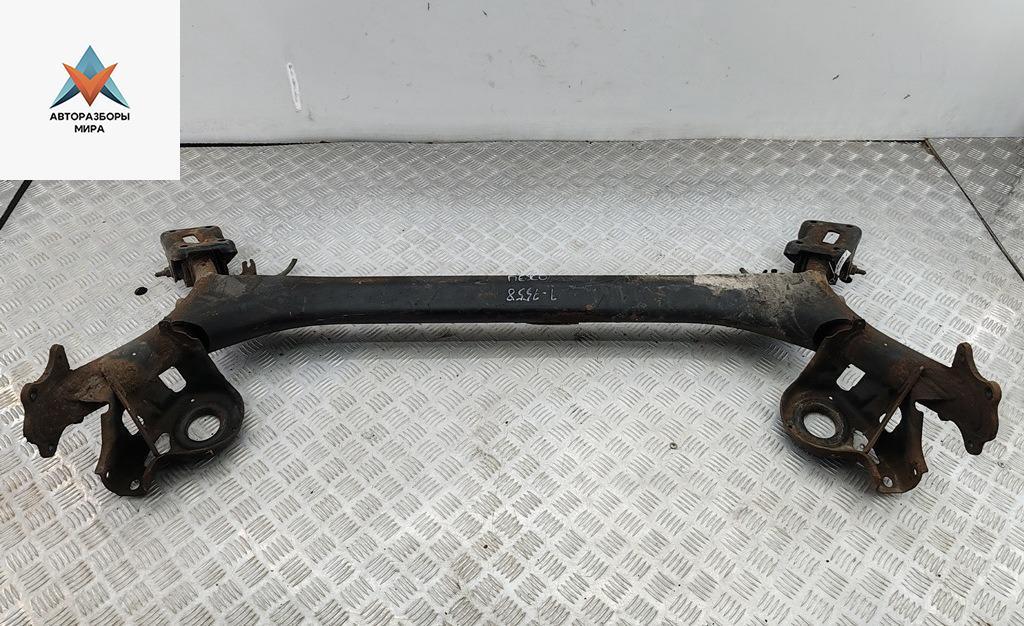 подрамник передний Peugeot 307 1 поколение 2003, 1.6 л., бензин, МКПП, красный, универсал - фото №1
