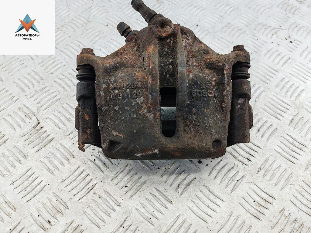 суппорт передний правый Ford Mondeo 3 поколение 2002, 2.0 л., бензин, МКПП, синий, универсал - фото №1