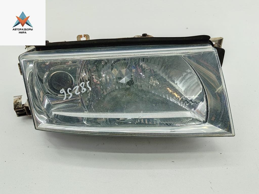 фара правая Skoda Octavia mk1 (A4 1U) 2001, 2.0 л., бензин, МКПП, чёрный, универсал, 1U1941018P - фото №1