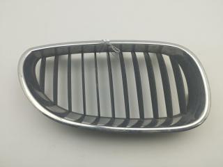 решетка радиатора BMW 5 E60/E61 2003, серый, седан, 7027062