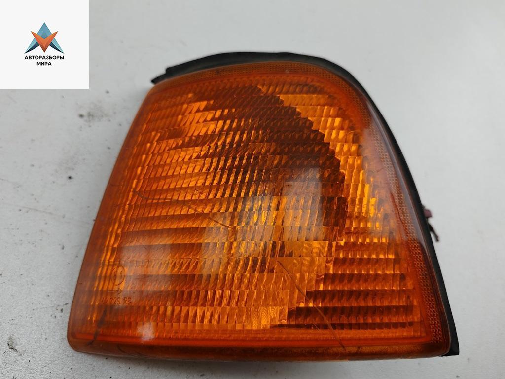 Поворотник (указатель поворота) левый Audi 80 8A/B3 1991, 1.8 л., бензин, МКПП, синий, седан, BOSCH - фото №1