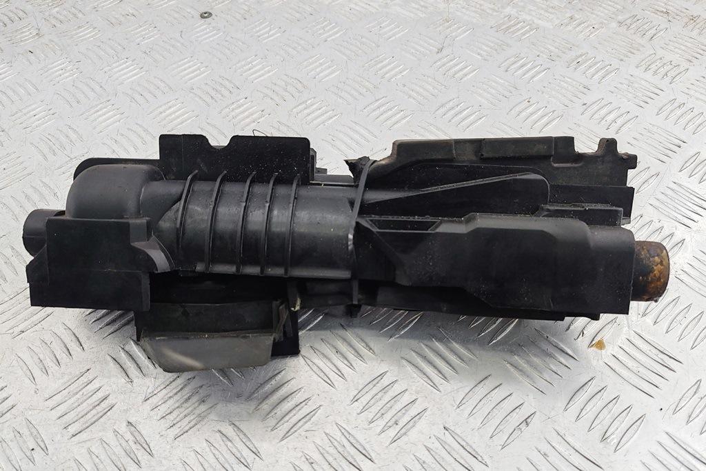 кронштейн радиатора BMW 3 E46 2004, 2.0 л., дизель, МКПП, серый, универсал, 7530254.7530252