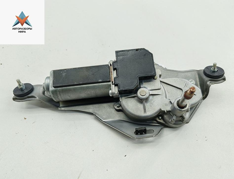 Двигатель стеклоочистителя заднего (моторчик дворников) Toyota RAV4 XA20 2005, 2.0 л., бензин, АКПП, серый, внедорожник 5 дв., 1592004791 - фото №1